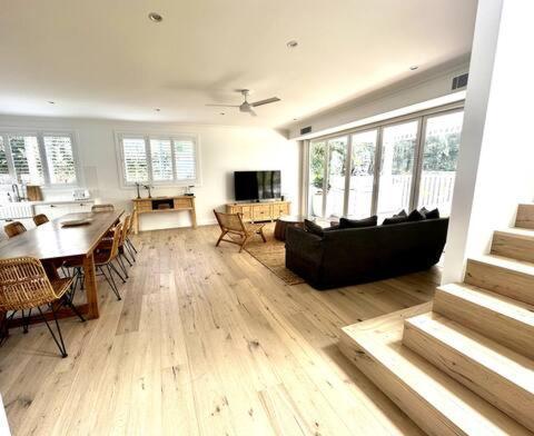 Unwind Guesthouse Μπάιρον Μπέι Εξωτερικό φωτογραφία